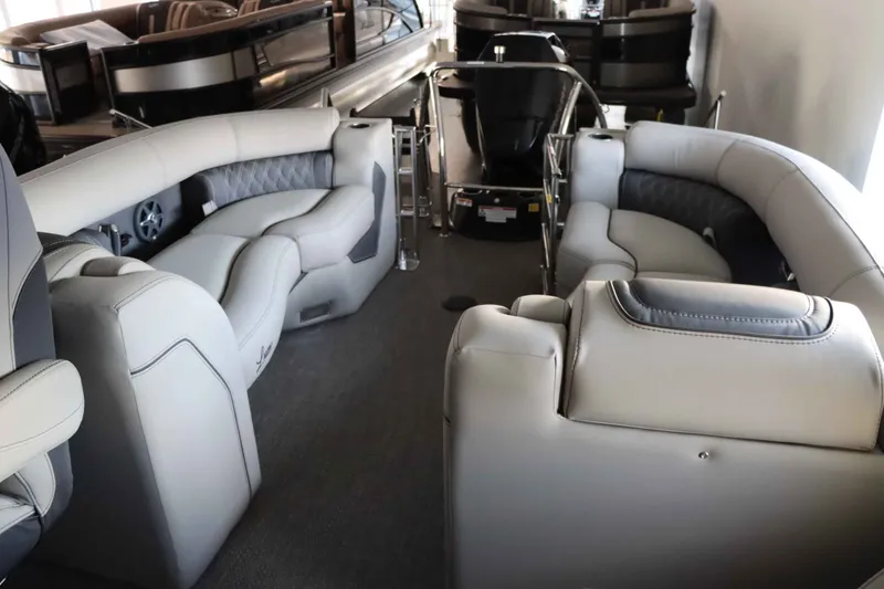 Slide: The Image of Barletta Lusso 25QCSS 2025 - 18