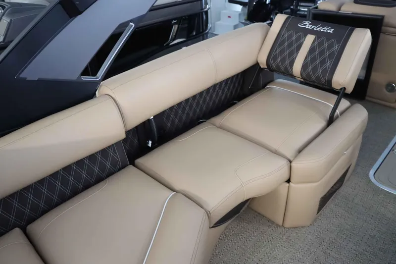 Slide: The Image of Barletta Lusso 25MA 2025 - 11