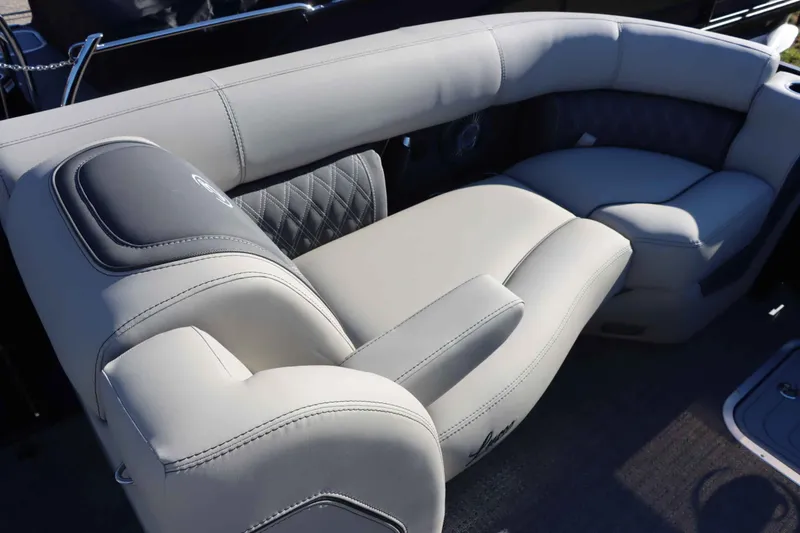 Slide: The Image of Barletta Lusso 23UA 2025 - 22