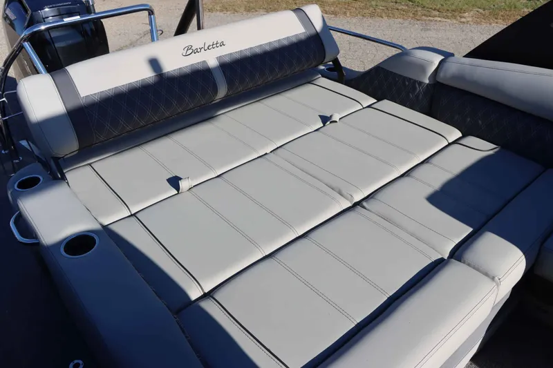 Slide: The Image of Barletta Lusso 23UA 2025 - 7