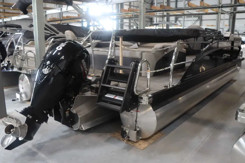 Slide: The Image of Barletta Cabrio 22UC 2025 - 6