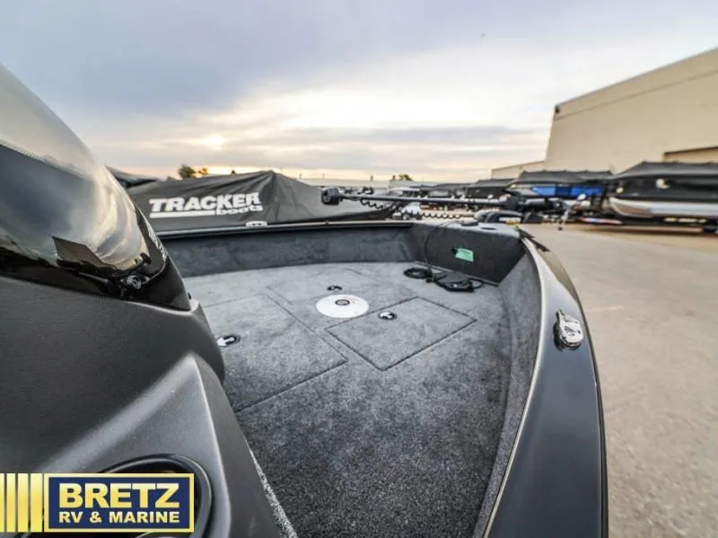 Slide: The Image of 2025 SUPER GUIDE V-16 SC boat interior at Bretz RV & Marine dealership. - 12