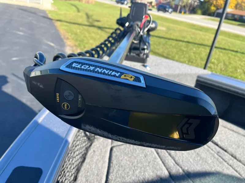 Slide: The Image of Minn Kota trolling motor on 2025 Lund 1875 Pro-V boat deck. - 20