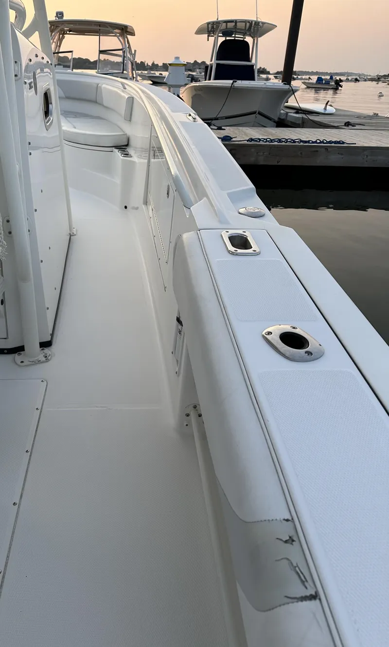 Slide: The Image of Edgewater 318CC 2009 - 14