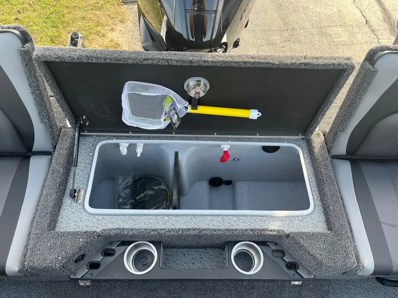 Slide: The Image of 2025 Lund 1875 Pro-V boat livewell with net and cup holders. - 13