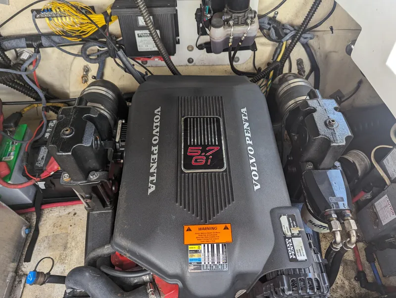 Slide: The Image of Volvo Penta 5.7 GXi engine in a 2004 Crownline 250 CR boat. - 43