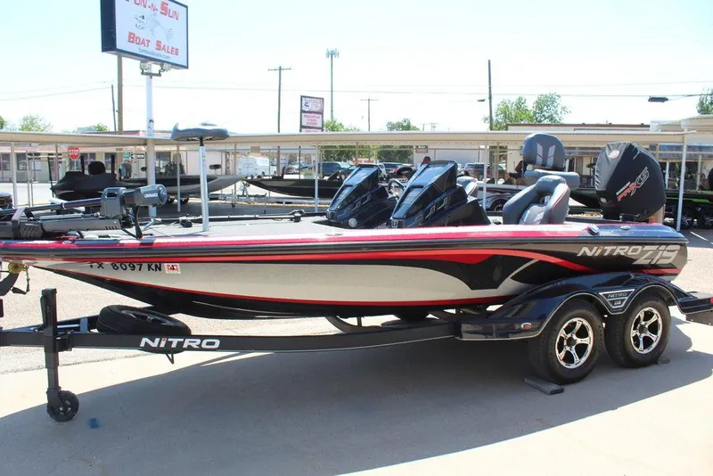 Slide: The Image of 2022 Nitro Z19 Pro boat on trailer at dealership, side view. - 5