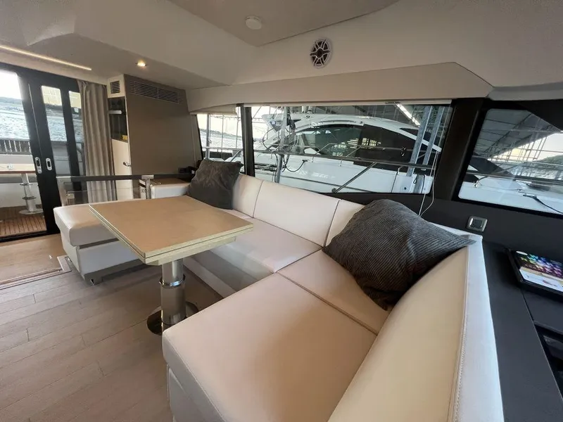 Slide: The Image of Prestige 460 2022 - 51