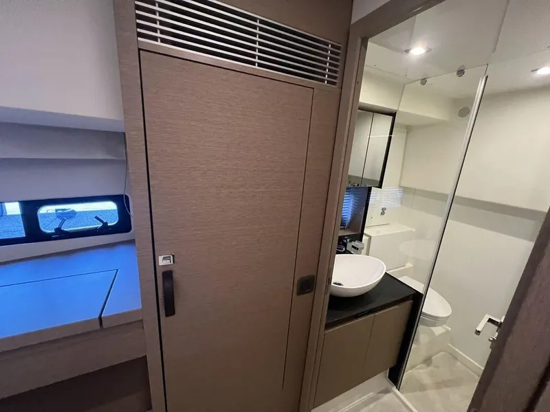 Slide: The Image of Prestige 460 2022 - 61