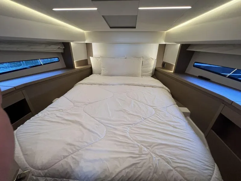 Slide: The Image of Prestige 460 2022 - 66