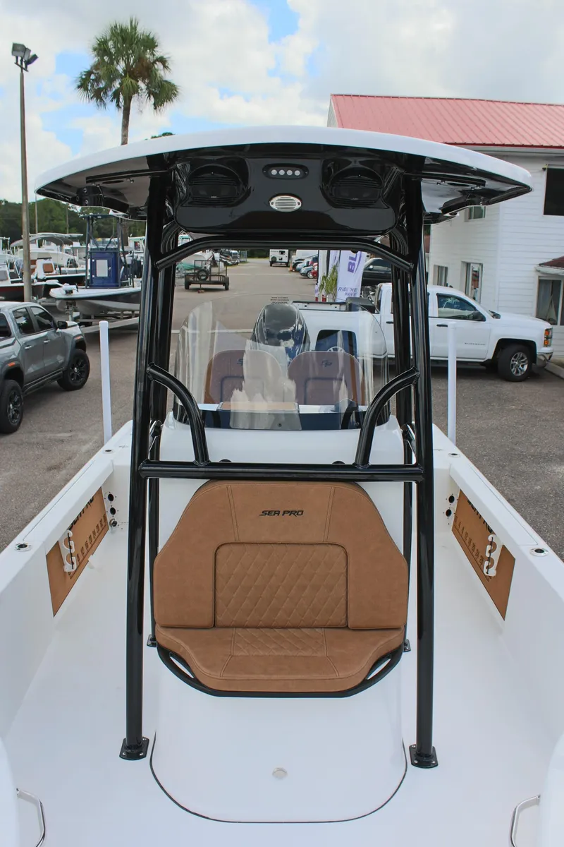 Slide: The Image of Sea Pro 250 Bay 2025 - 40