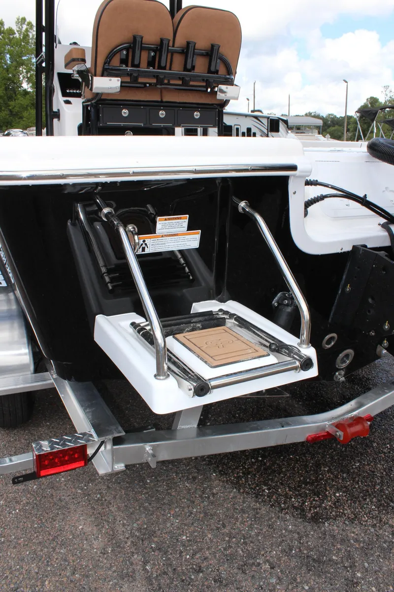 Slide: The Image of Sea Pro 250 Bay 2025 - 9