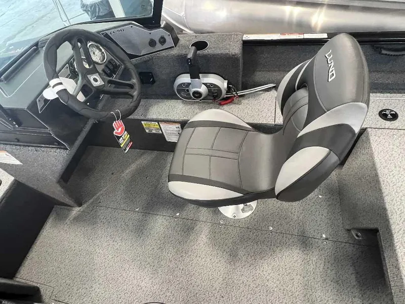 Slide: The Image of Lund 1650 Rebel XL Sport 2025 - 4