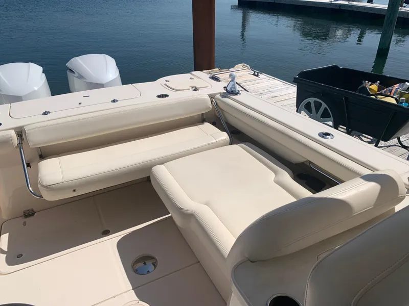 Slide: The Image of 15-Aft lounge seating - 14