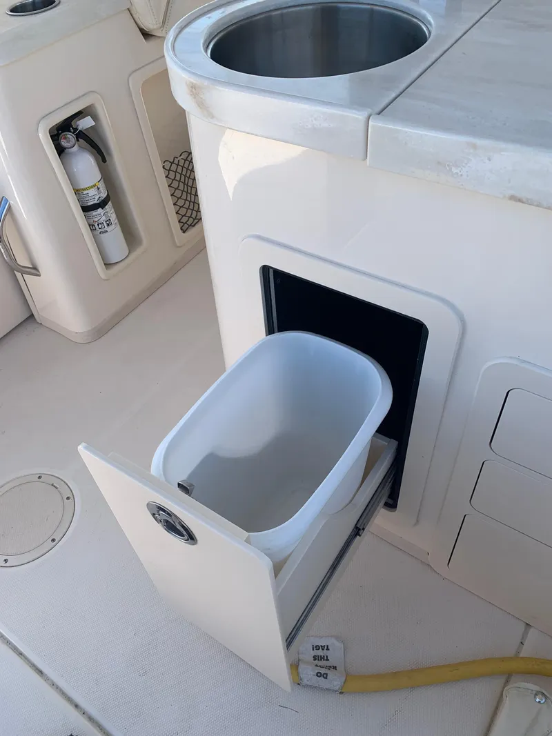 Slide: The Image of 21-Waste basket - 20