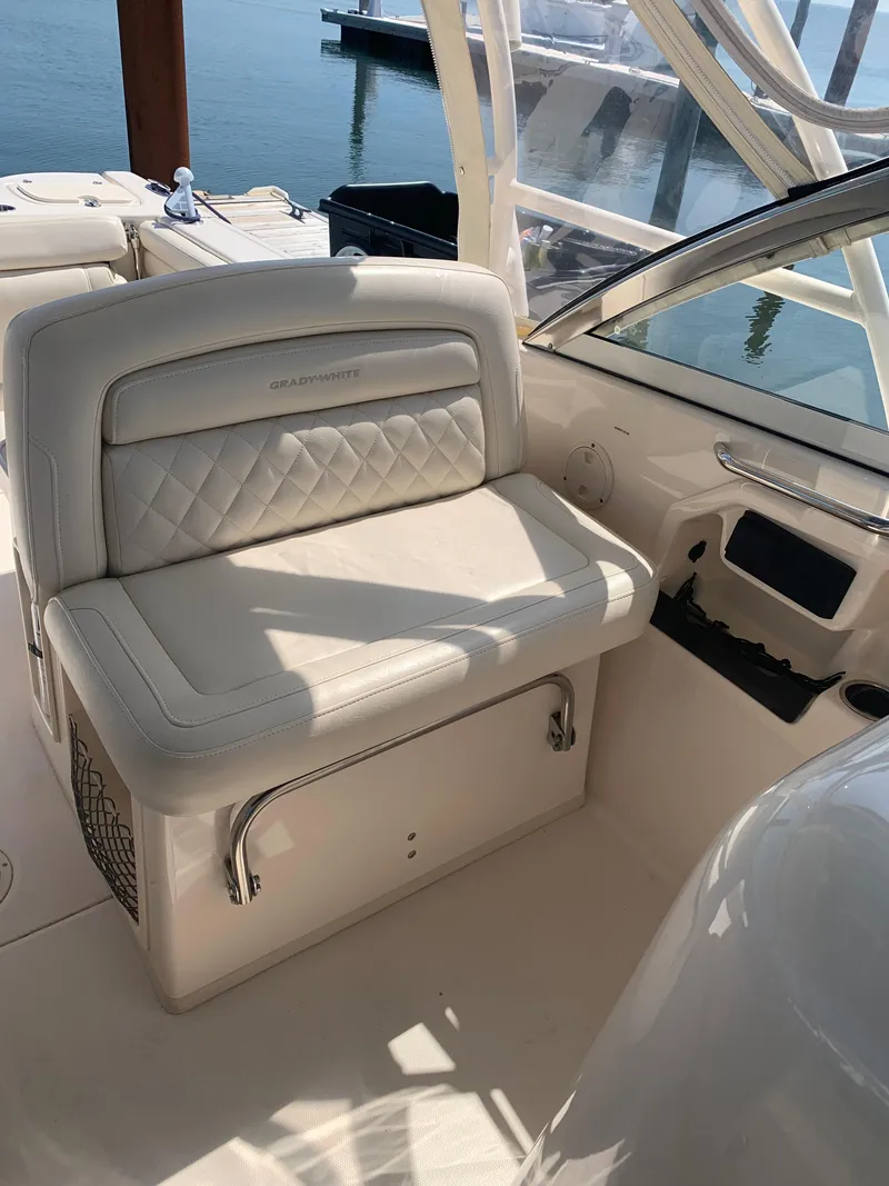 Slide: The Image of 25-Companion seat - 24