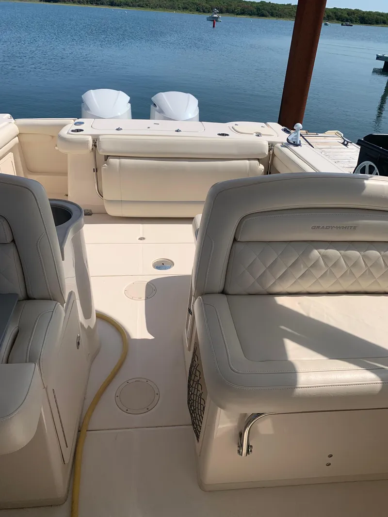 Slide: The Image of 36-Aft view helm deck - 34