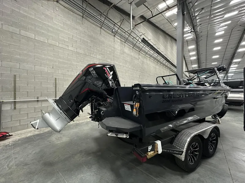 Slide: The Image of Crestliner CSF205 2025 - 4