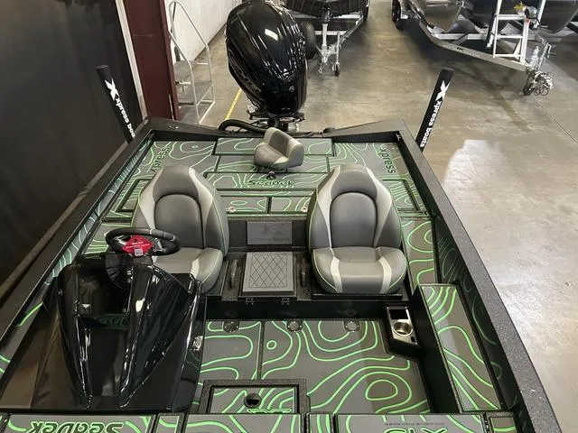 Slide: The Image of Xpress X19 Pro Bass W/Yamaha 200 "SHO" 2025 - 9