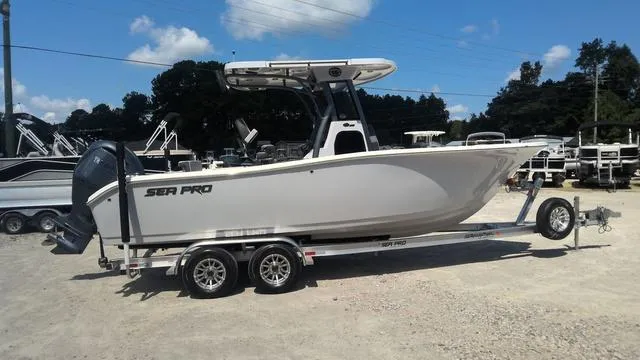 Slide: The Image of Sea Pro 242 Center Console 2025 - 16