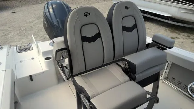 Slide: The Image of Sea Pro 242 Center Console 2025 - 9