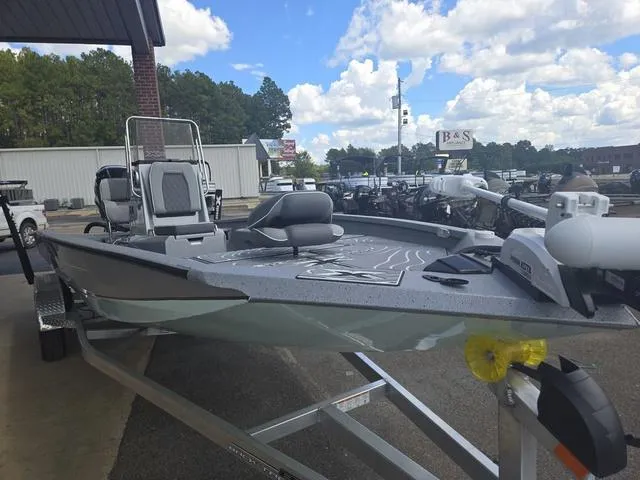 Slide: The Image of Xpress H22 2025 - 3