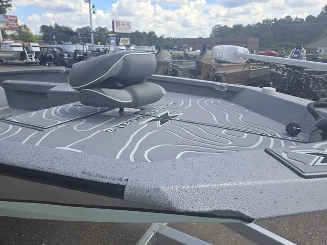 Slide: The Image of Xpress H22 2025 - 4