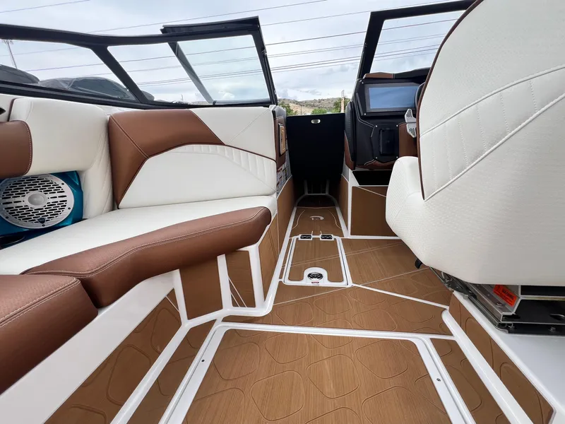 Slide: The Image of Interior - 9