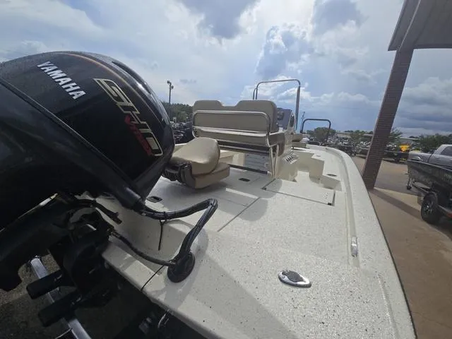 Slide: The Image of Xpress H20B 2025 - 14