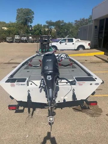 Slide: The Image of G3 Sportsman 1710 2023 - 3