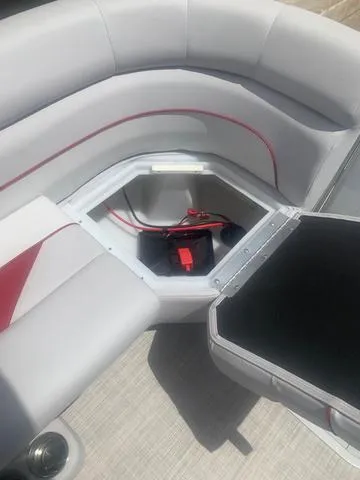 Slide: The Image of SunCatcher Select 22RC 2023 - 15