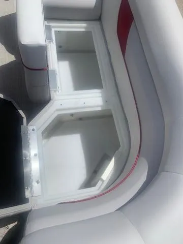 Slide: The Image of SunCatcher Select 22RC 2023 - 7