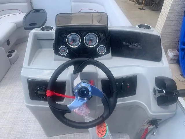 Slide: The Image of SunCatcher Select 22RC 2023 - 8