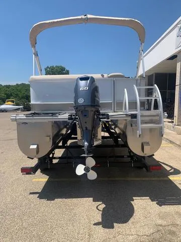 Slide: The Image of SunCatcher Select 16C 2023 - 3