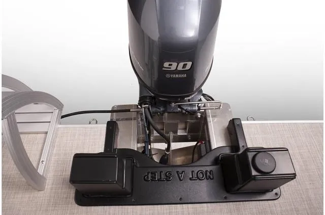 Slide: The Image of SunCatcher Select 18C 2023 - 10