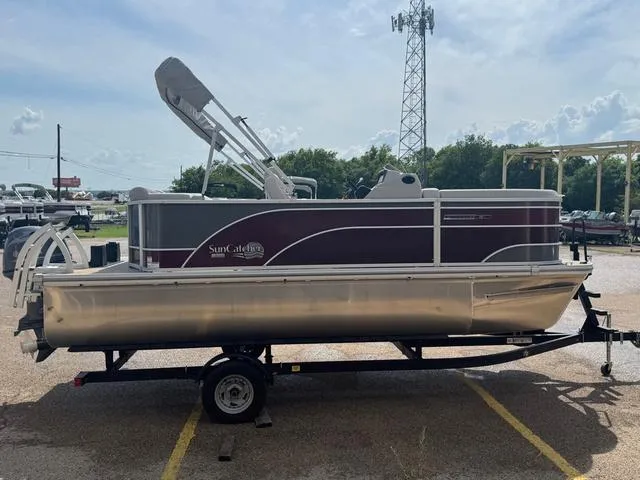 Slide: The Image of SunCatcher Select 18C 2023 - 3