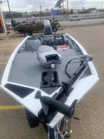 Slide: The Image of G3 Sportsman 1810 2023 - 3