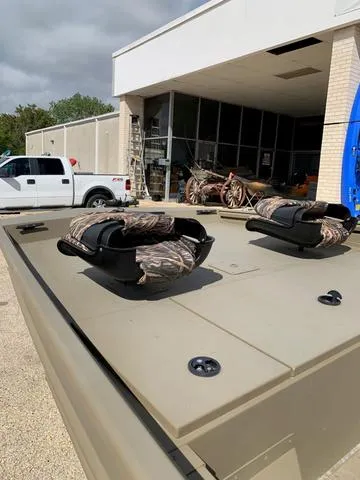 Slide: The Image of G3 Gator Tough 20 CC 2023 - 3