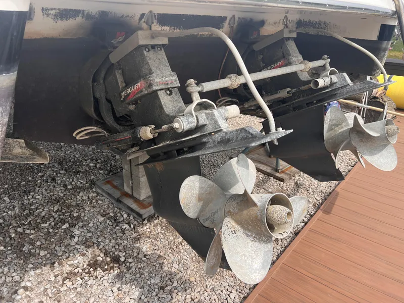 Slide: The Image of Wellcraft 45 Excalibur 2000 - 54