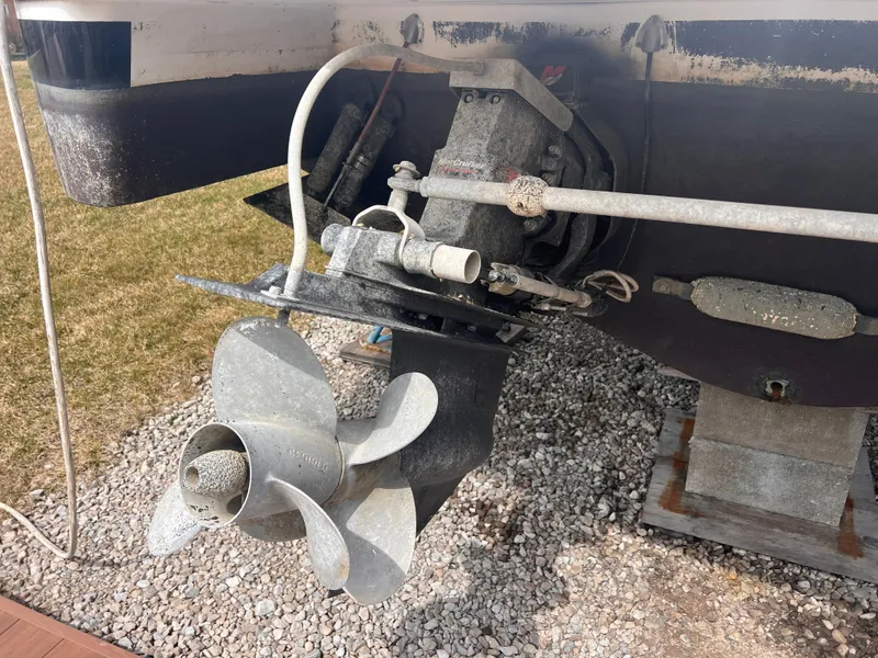 Slide: The Image of Wellcraft 45 Excalibur 2000 - 55