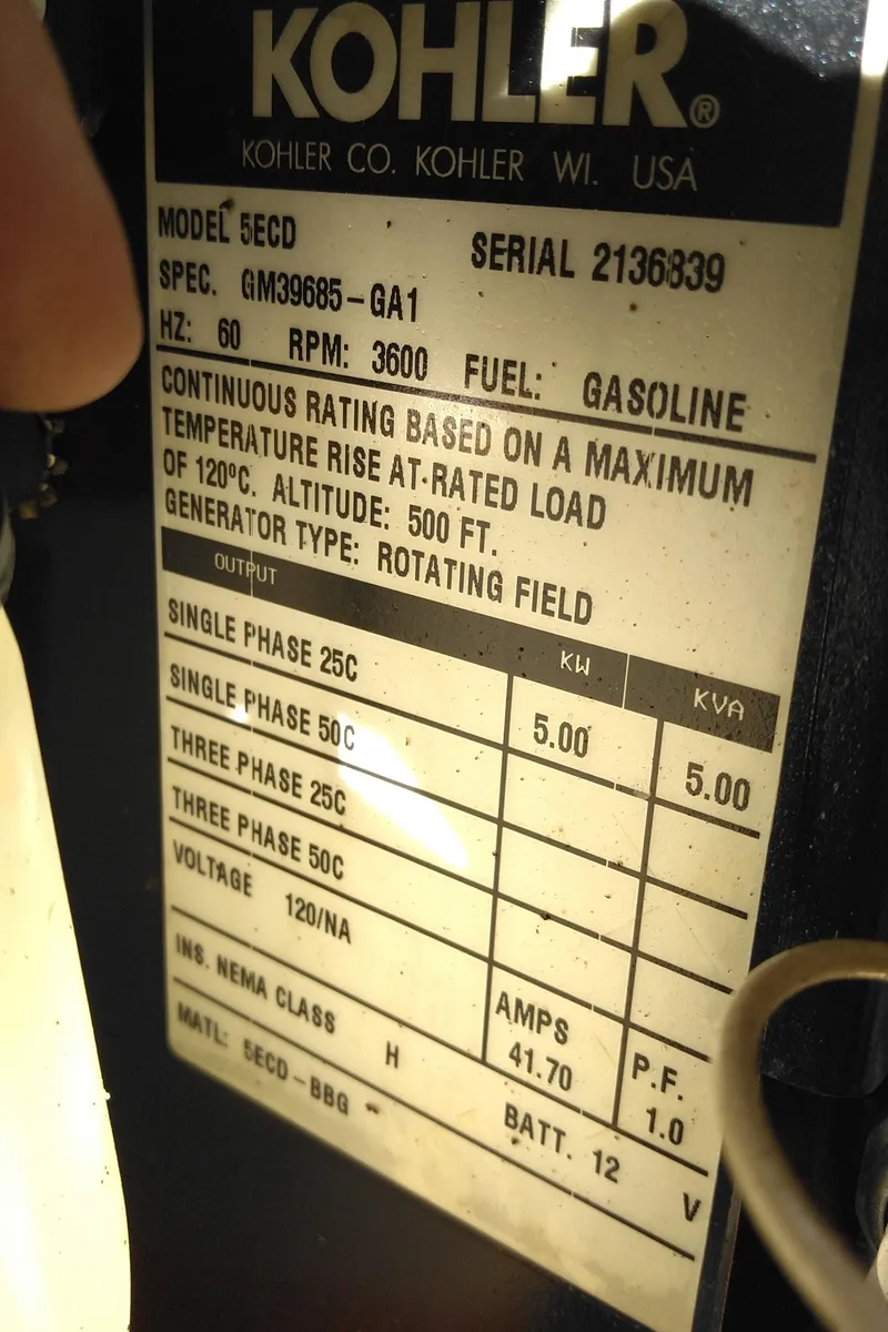 Slide: The Image of Kohler generator label with specifications for Sea Ray 260 Sundancer, 2008 model. - 33