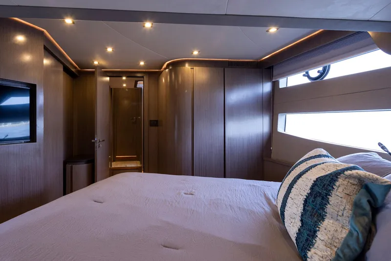 Slide: The Image of Cabin - 54