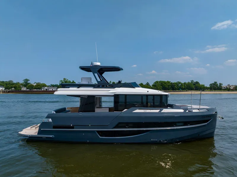 Slide: The Image of Okean 52 - 4