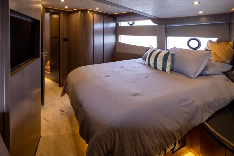 Slide: The Image of Cabin - 52