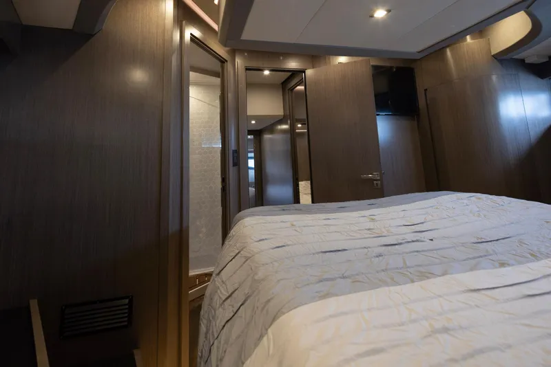 Slide: The Image of Cabin - 60
