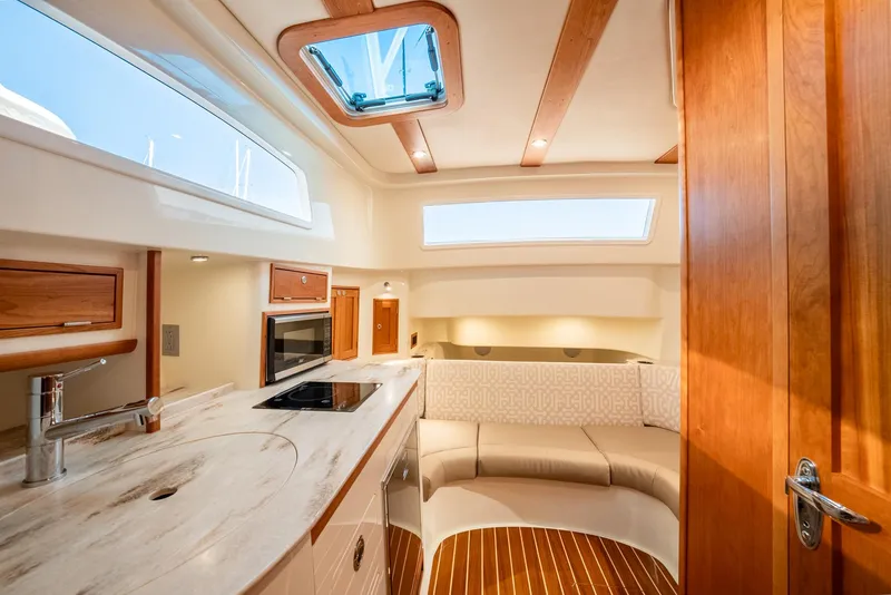 Slide: The Image of Settee - 25