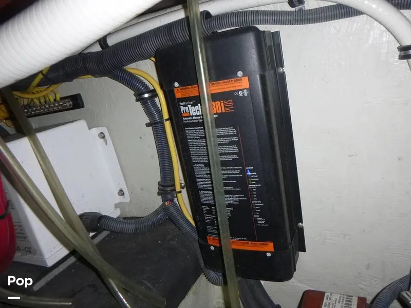 Slide: The Image of 2011 Cobalt 303 Day Cruiser for sale in Gilford, NH - 25