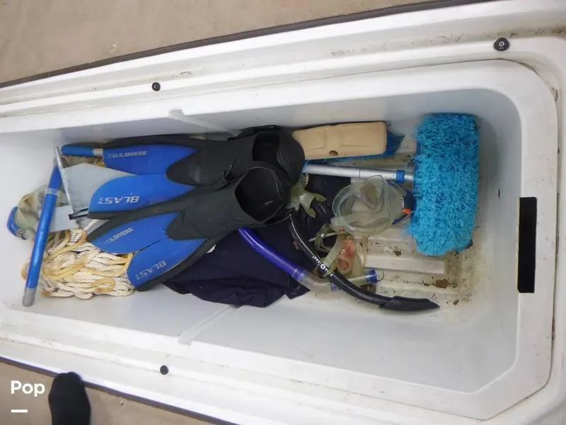 Slide: The Image of 2011 Cobalt 303 Day Cruiser for sale in Gilford, NH - 44