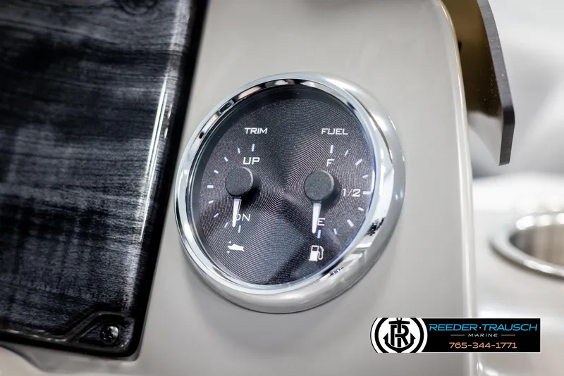 Slide: The Image of 2025 Avalon VLS QL dashboard with trim and fuel gauges. - 31