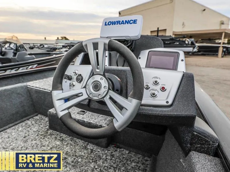 Slide: The Image of Steering console of 2025 Pro Team 175 TXW boat with Lowrance electronics. - 10